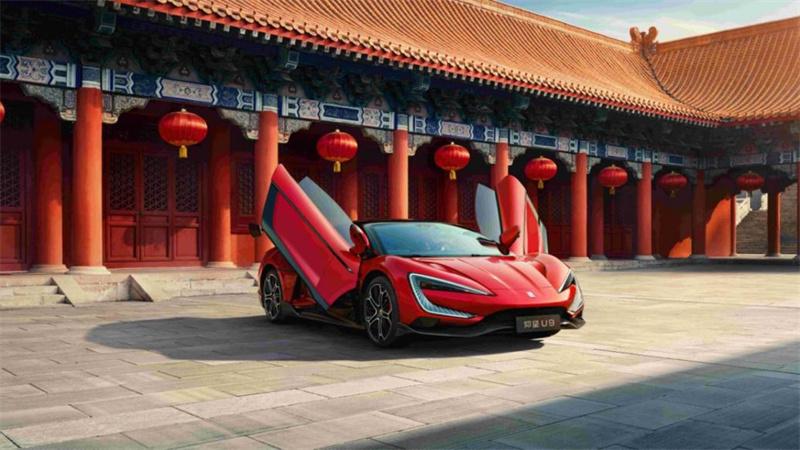 1300匹馬力+零百加速2.36s,168萬(wàn)元的超級(jí)跑車(chē)新物種仰望U9上市