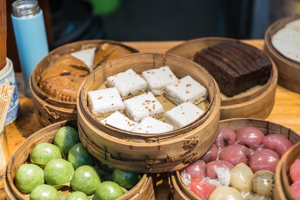 吃不愁穿不愁還得有錢去旅游