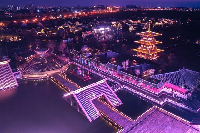 吃不愁穿不愁還得有錢去旅游