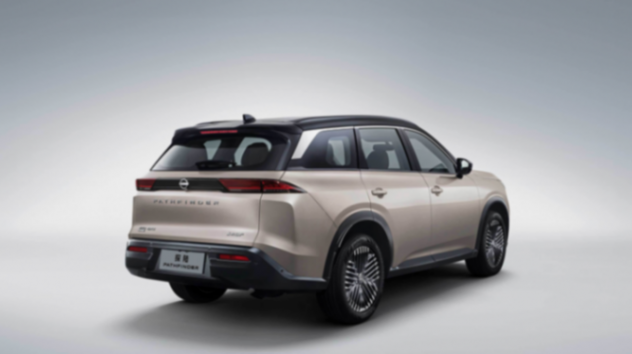 新車竟沒(méi)有異味?2.0T+9AT動(dòng)力組合穩(wěn)如狗,東風(fēng)日產(chǎn)全新SUV亮相