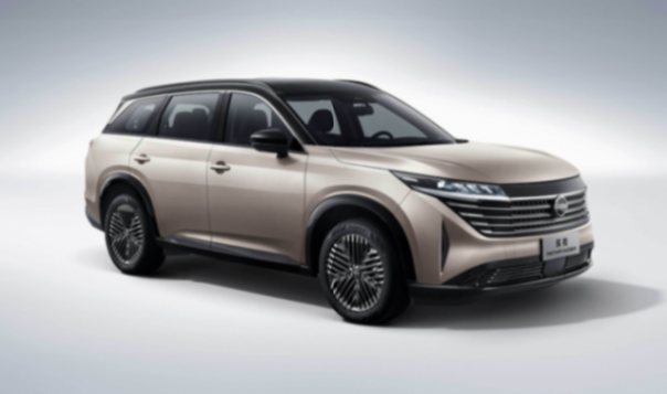 新車竟沒(méi)有異味?2.0T+9AT動(dòng)力組合穩(wěn)如狗,東風(fēng)日產(chǎn)全新SUV亮相