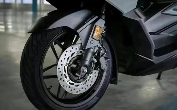 本田不引進佛沙250,而要搞NSS160,終于要補齊配置短板了