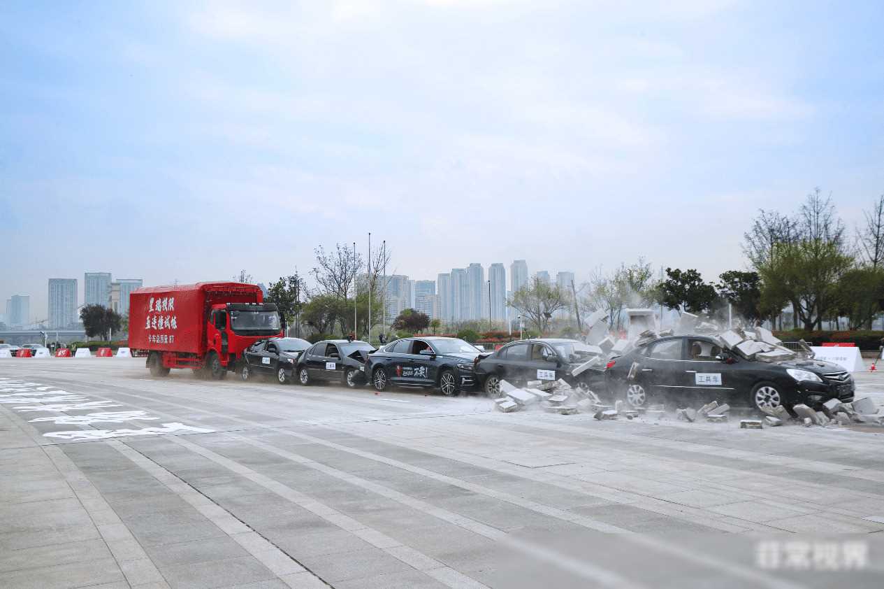 中國星百煉成角,兩大試煉盡顯安全底色,吉利中國星雙車加新上市