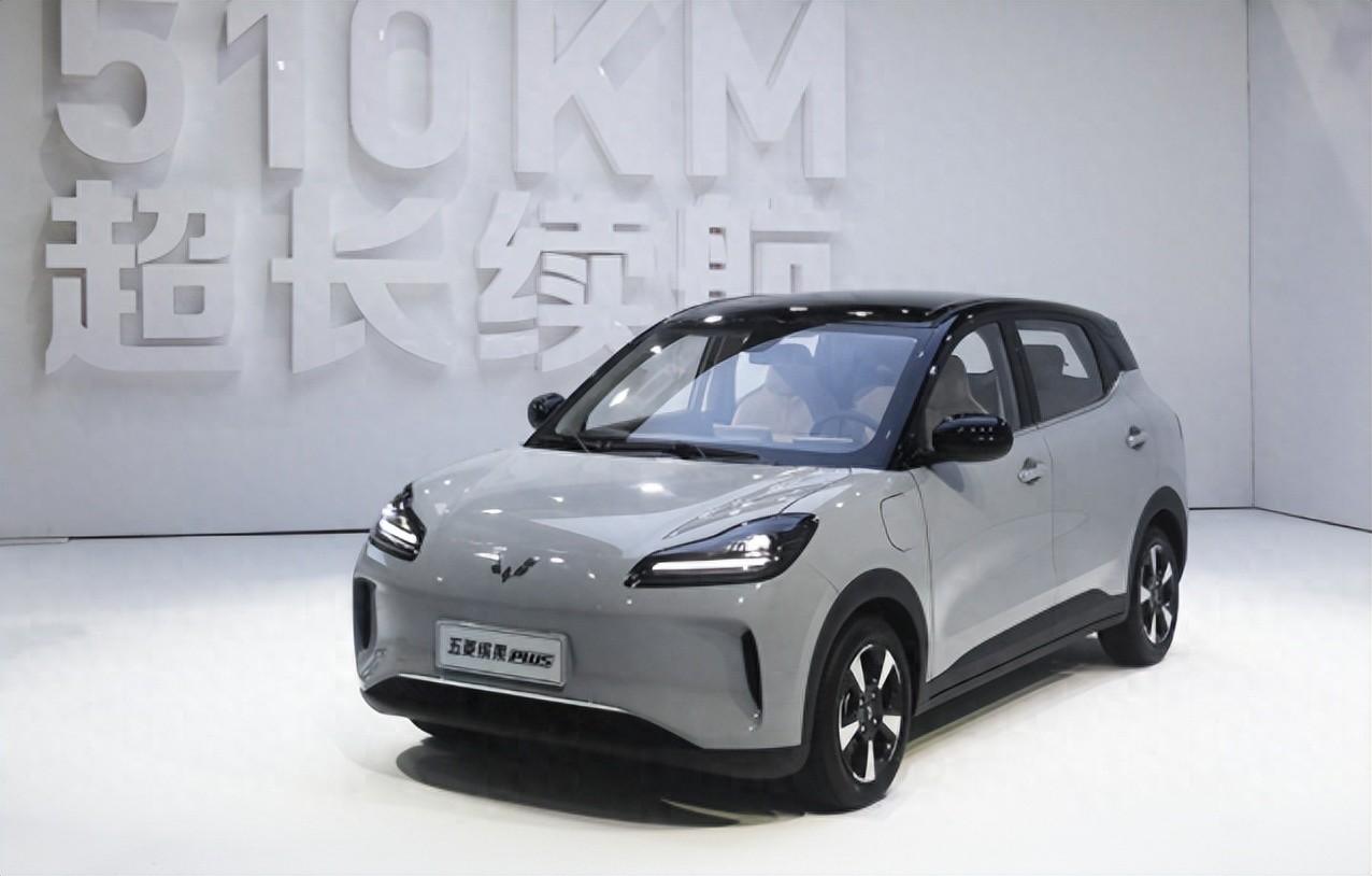 還是五菱有誠意,9.88萬提供510km純電續航,繽果PLUS實在太卷了