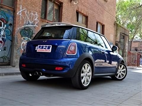 曾經(jīng)望而不及!現(xiàn)在只值白菜價!試MINI cooper S