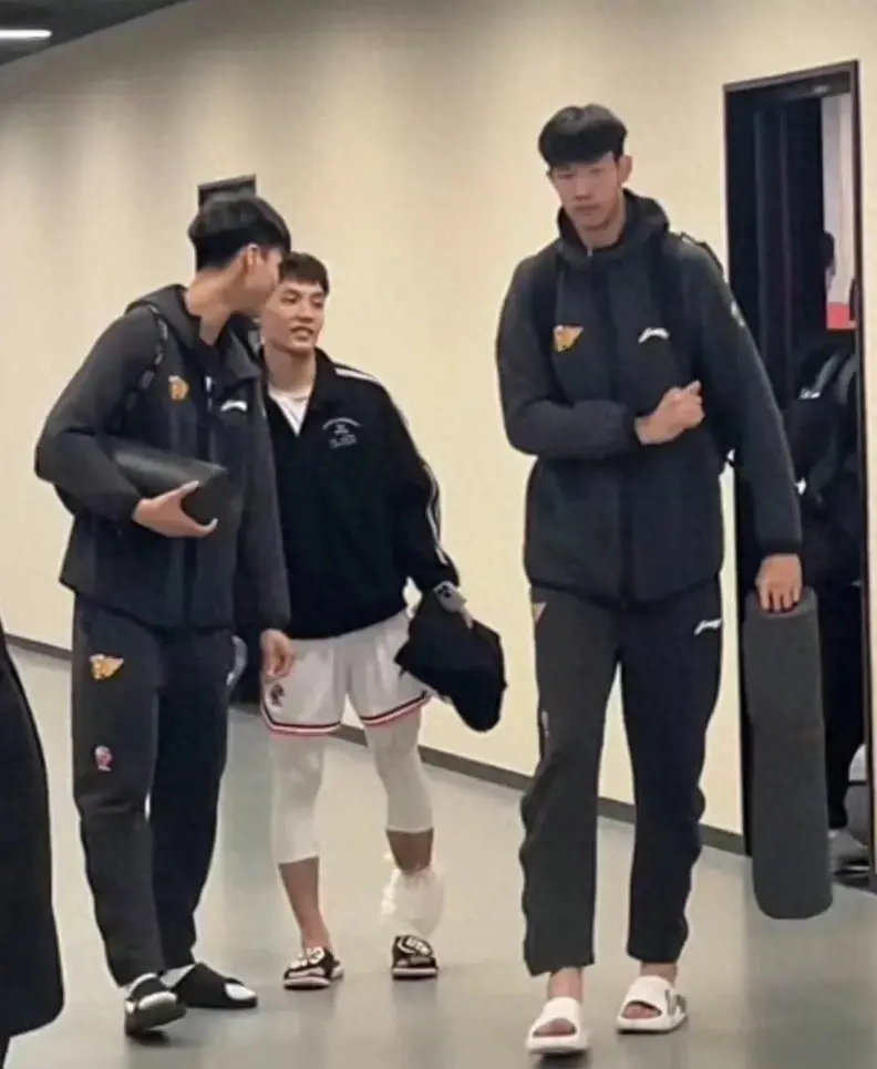 廣東六人得分上雙戰勝北汽,北汽的表現大失所望,徐杰意外受傷!