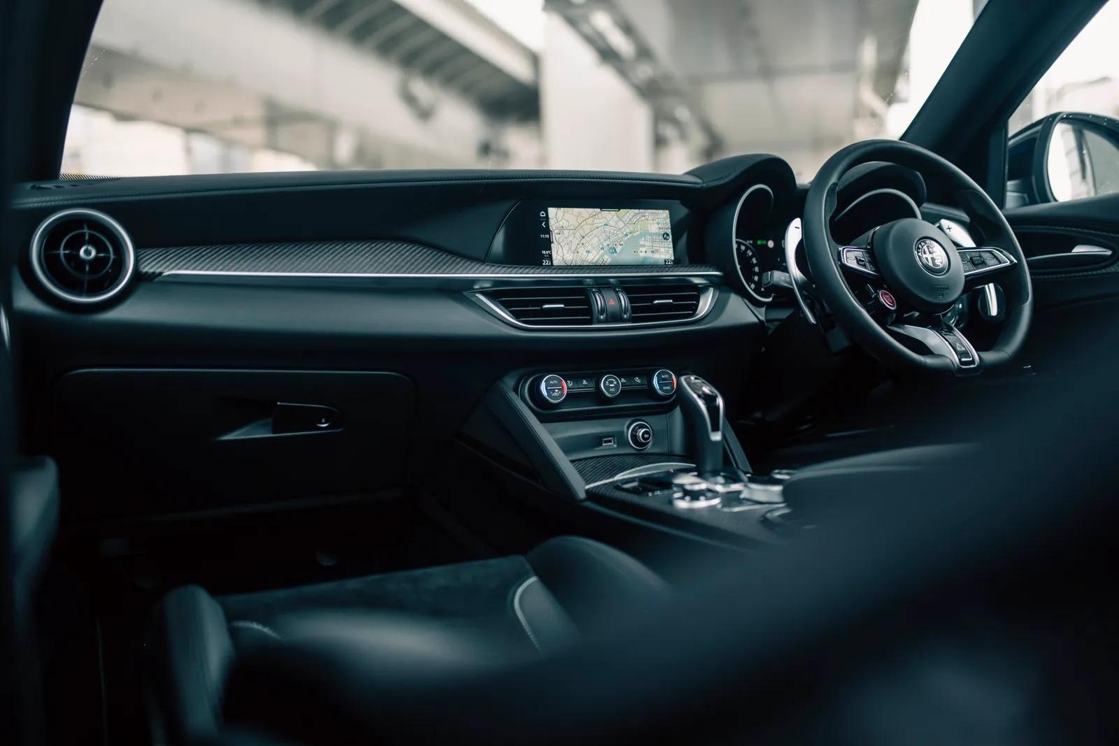 阿爾法羅密歐全新SUV──新Stelvio Quadrifoglio試駕報告