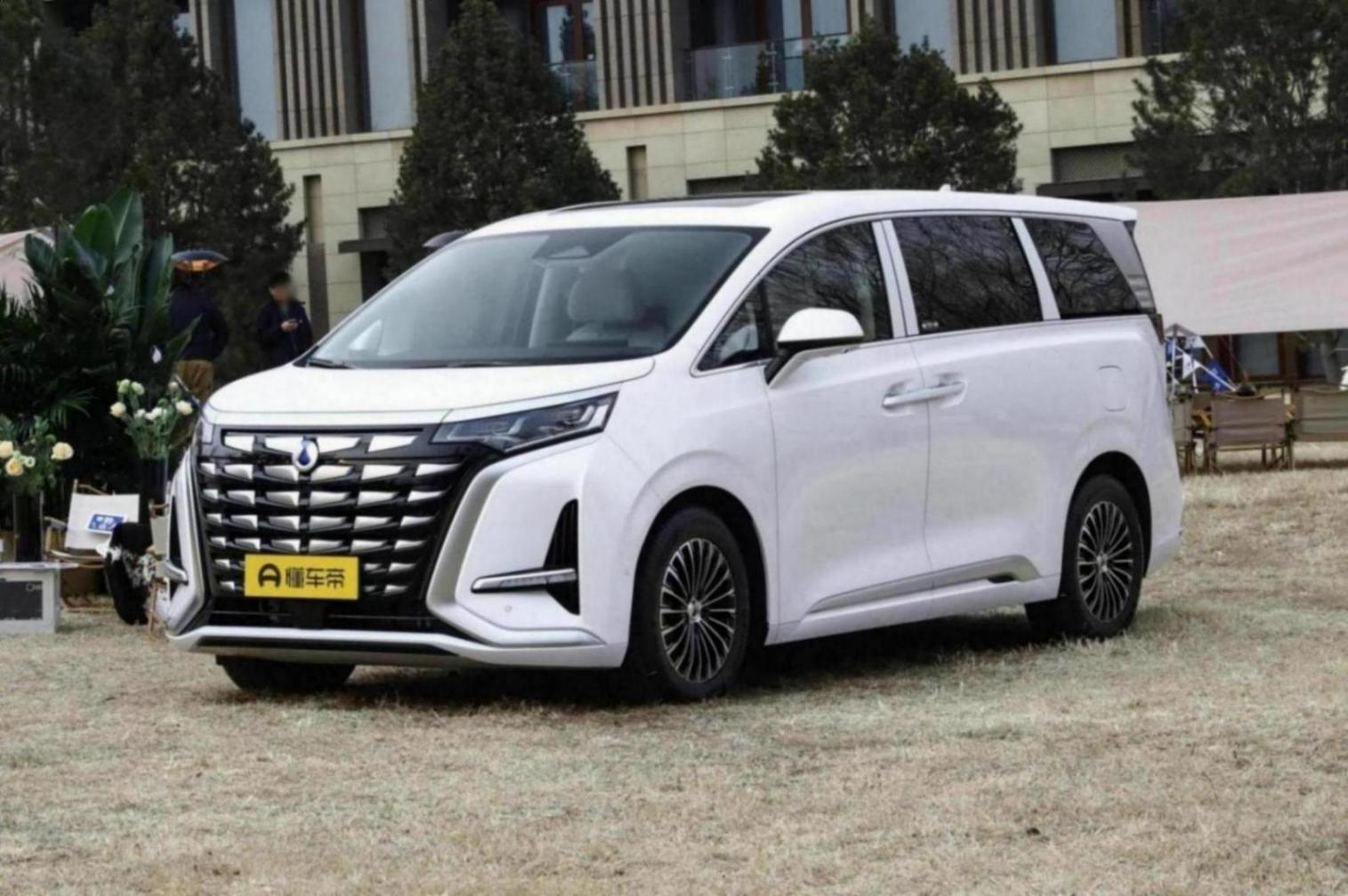 2023年新能源車投訴量排名出爐:理想蔚來表現出色,極氪深藍墊底
