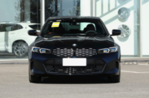豪華與新貴硬碰硬,Model3對(duì)比奧迪A4L、寶馬3系
