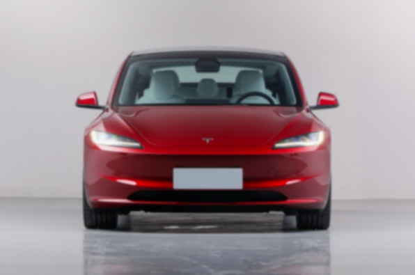 豪華與新貴硬碰硬,Model3對(duì)比奧迪A4L、寶馬3系