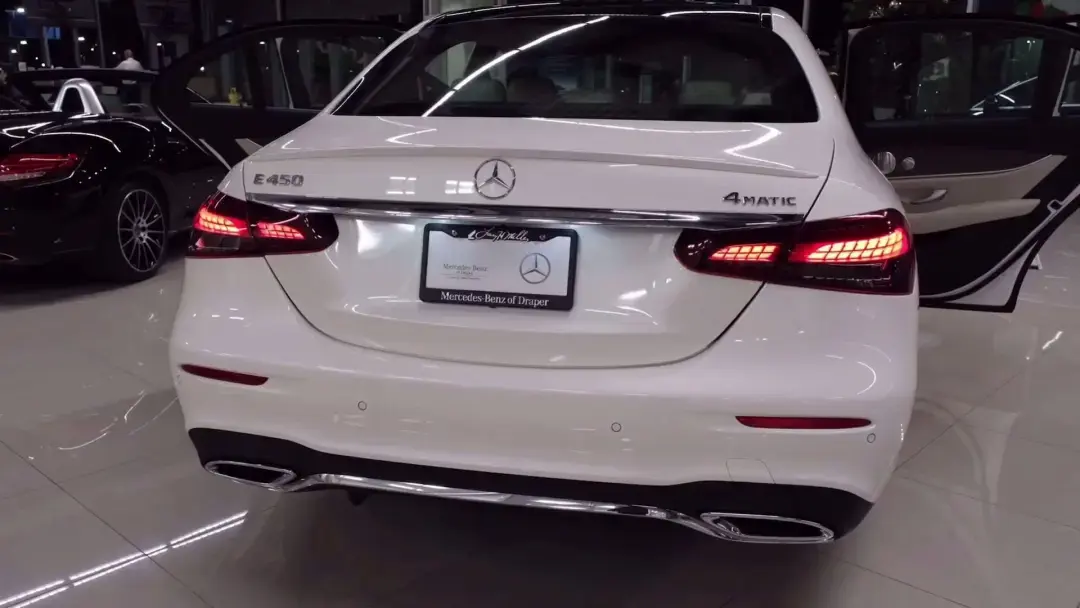 是真急了!新款奔馳海外官宣, 3.0T 直 6 引擎,自帶 AMG 套件超酷的!