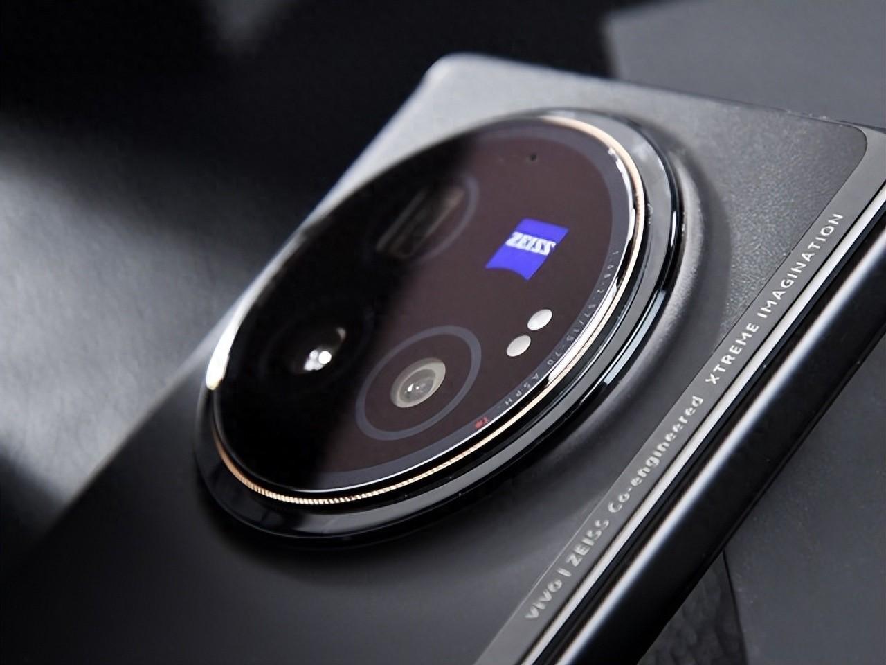 實力不輸直屏旗艦機 vivo X Fold3 Pro影像實拍體驗