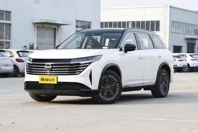 體驗東風日產探陸:配2.0T+9AT,軸距達到2900mm,定位中大型SUV