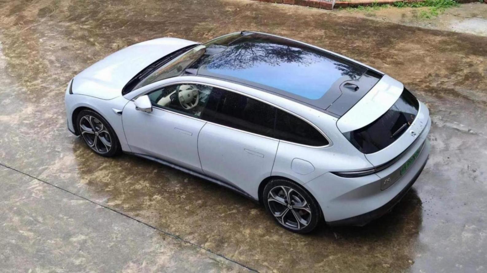 蔚來3月賣出1.1萬輛,有人說買蔚來的人是冤種,看看車主咋說?