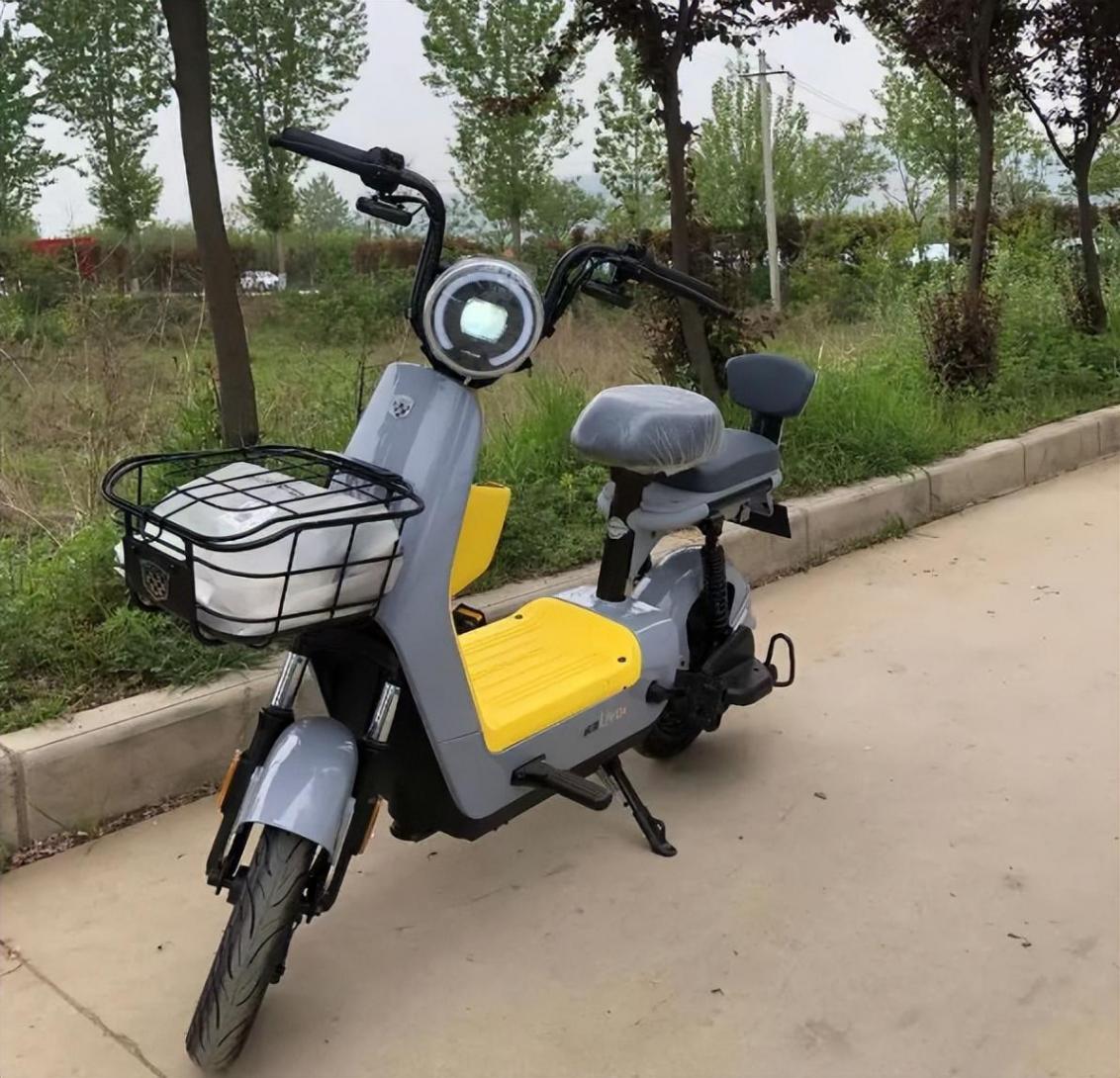 2000元以內(nèi)電動(dòng)車,為什么雅迪不如小刀、綠源銷量高?有3個(gè)原因