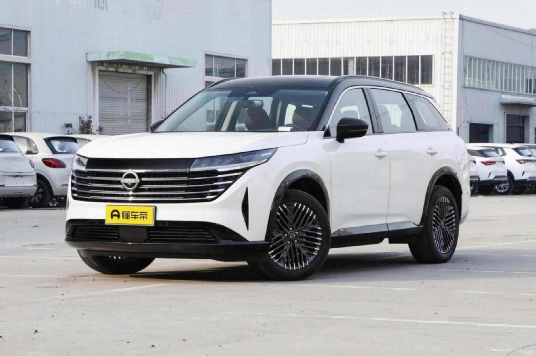 日產探陸遇上豐田漢蘭達:購車預算/油耗/空間/功能全面對比