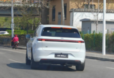 李想又一“打臉”車型!全新理想L6實車曝光:全系無空懸