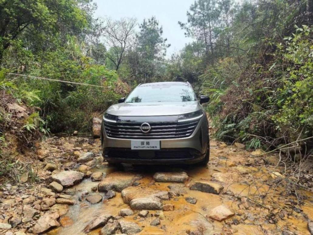 東風日產探陸試駕體驗:越野實力與家庭自駕游的雙重滿足
