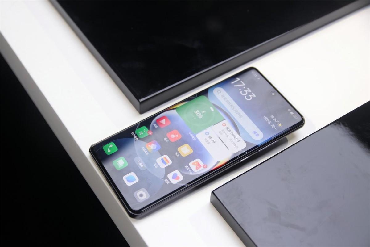 OPPO也有支持衛星通信的手機了,7000多能到手,拍照TOP5以內!