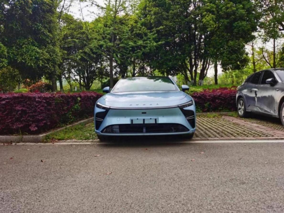 奇瑞汽車終于改了,新車純電續航905公里,外觀不輸小米SU7