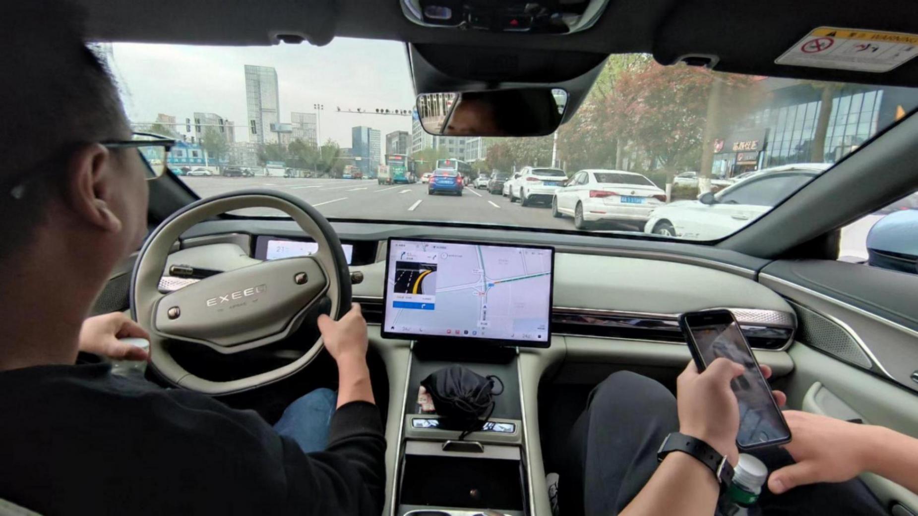 奇瑞汽車終于改了,新車純電續航905公里,外觀不輸小米SU7
