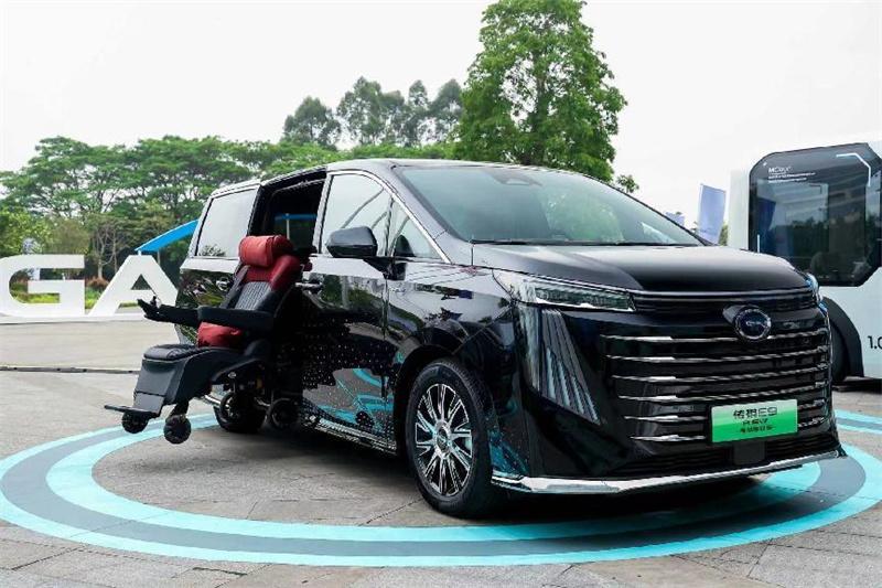 2024廣汽科技日,看廣汽全固態(tài)電池與無圖純視覺智駕研發(fā)新突破