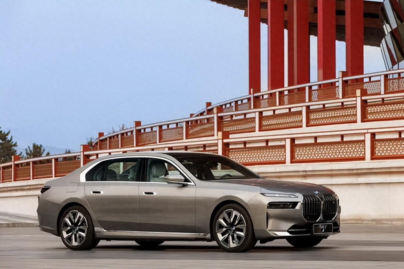 2024世界年度車全是新能源?冠軍不是比亞迪,竟然是TA?