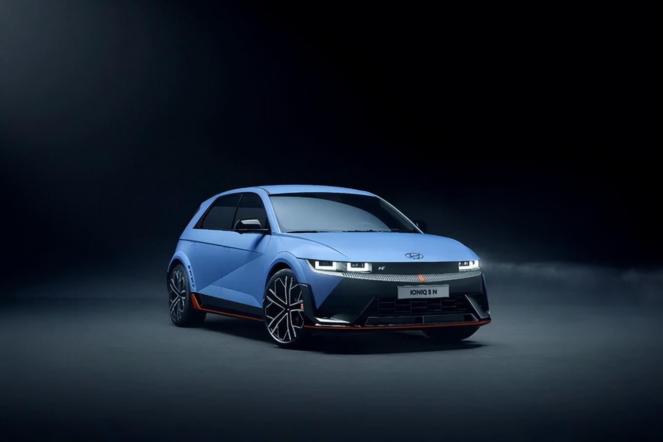 2024世界年度車全是新能源?冠軍不是比亞迪,竟然是TA?