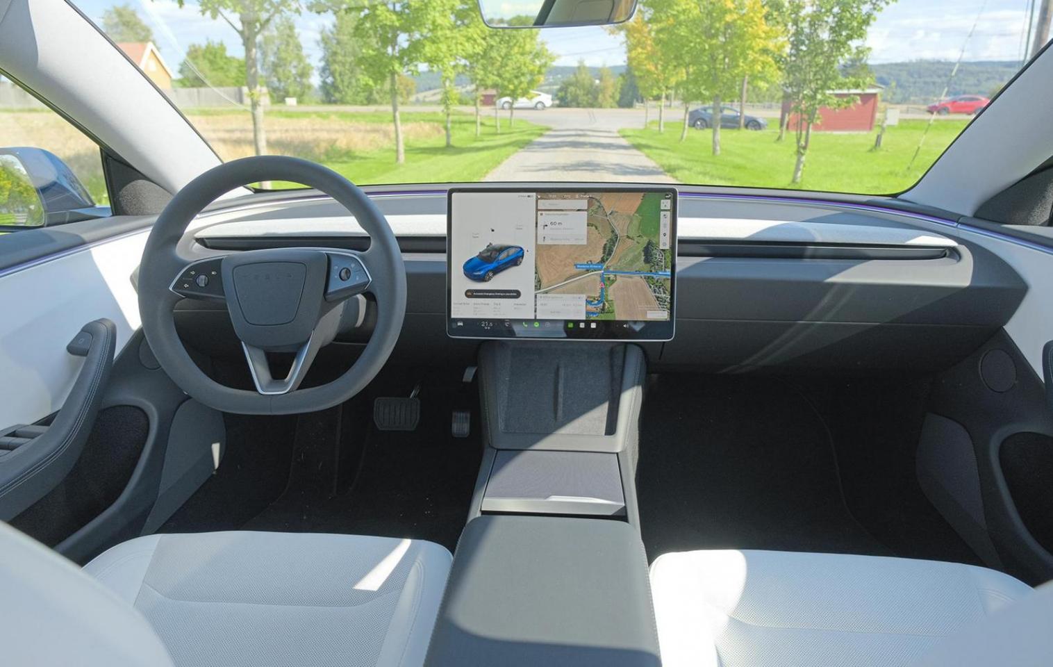 遲來的升級:特斯拉 Model 3