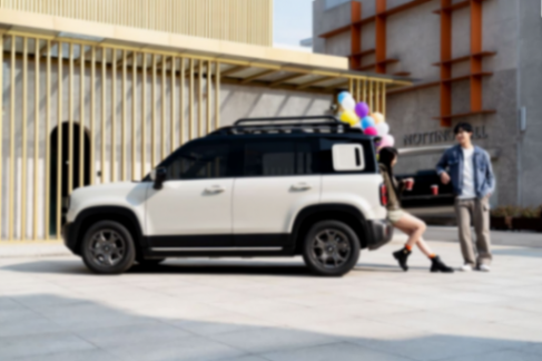 哪吒L領銜,北京車展8款中國新能源SUV前瞻,誰是“卷王之王”?