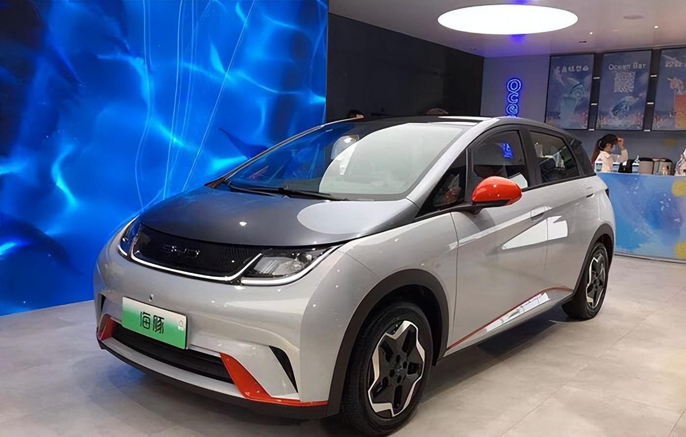 已經(jīng)暴跌2200億!特斯拉“崩了”,中國車企讓特斯拉舉步維艱?