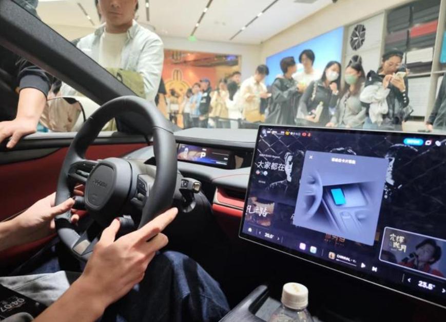僅9天時間,賣出3487臺,小米汽車SU7誰也擋不住