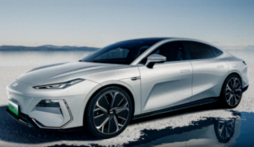 吉利銀河E8對決比亞迪漢EV,誰更勝一籌?