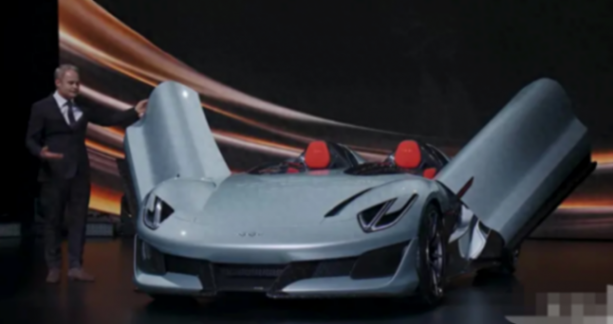 方程豹概念跑車SUPER 9亮相,設(shè)計(jì)靈感來(lái)自Speedster賽車