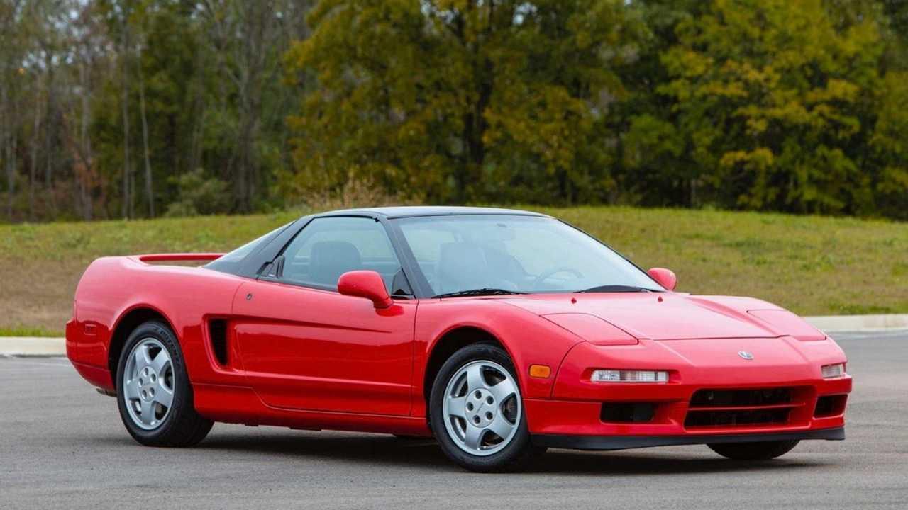 心里有陰影不敢開了?1992年的謳歌NSX 在車庫里被遺忘了30年