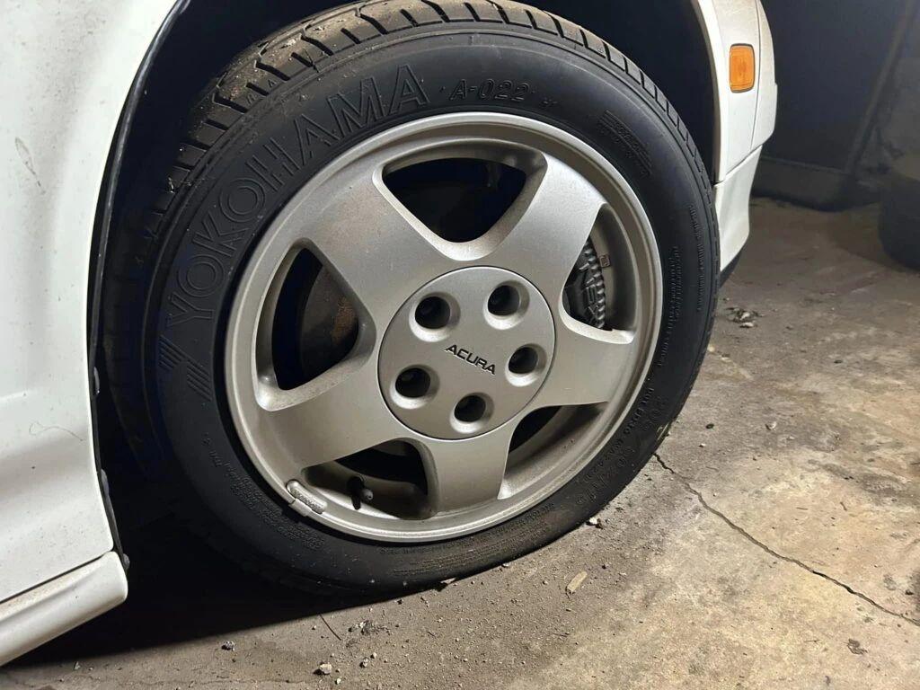 心里有陰影不敢開了?1992年的謳歌NSX 在車庫里被遺忘了30年