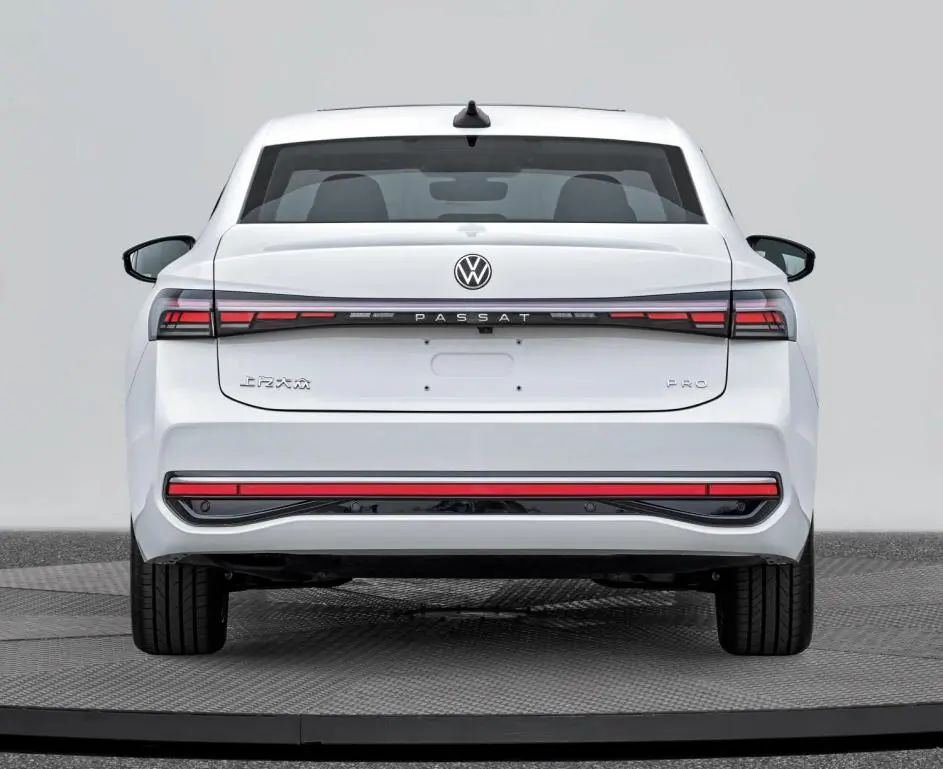又一波重磅新車曝光,國產豪華轎跑、家用六座SUV全都有!