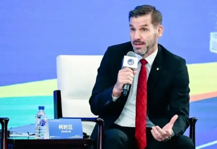 保時捷中國總裁回應小米與保時捷的相似之處