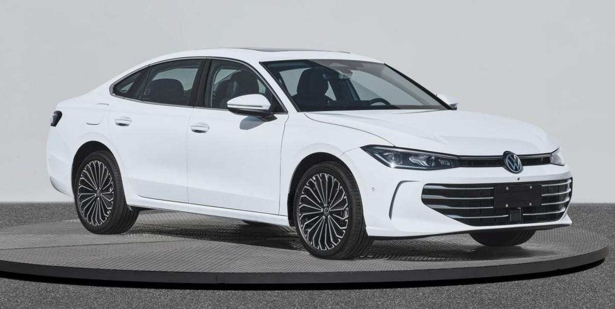全新帕薩特PRO要來了,入門配1.5T,換裝三聯(lián)屏內(nèi)飾,車長超5米