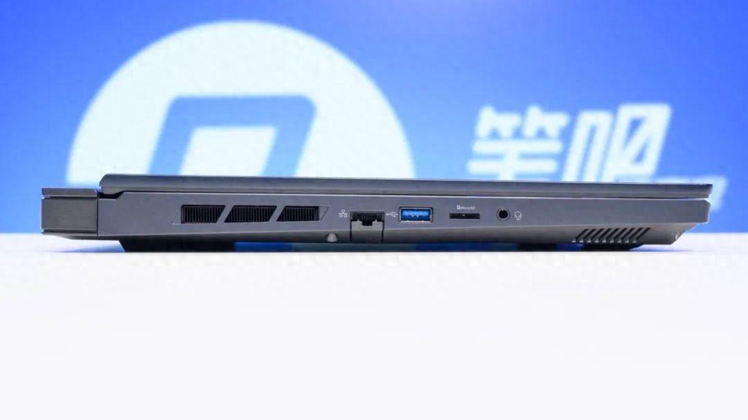 聊一款正在殺價中的游戲本