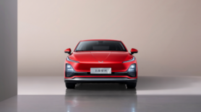 五菱星光共創(chuàng)版雙車上市,進(jìn)入2C充電時代,僅7.98萬起