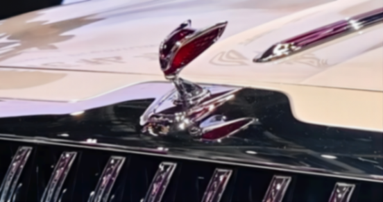 2024北京車展丨紅旗國雅登場,升降立標終于加上了!