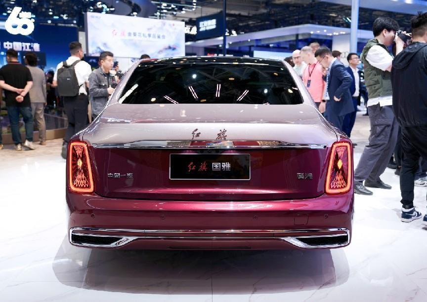 2024北京車展丨紅旗國雅登場,升降立標終于加上了!