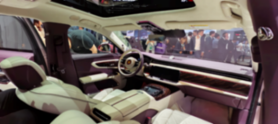 2024北京車展丨紅旗國雅登場,升降立標終于加上了!