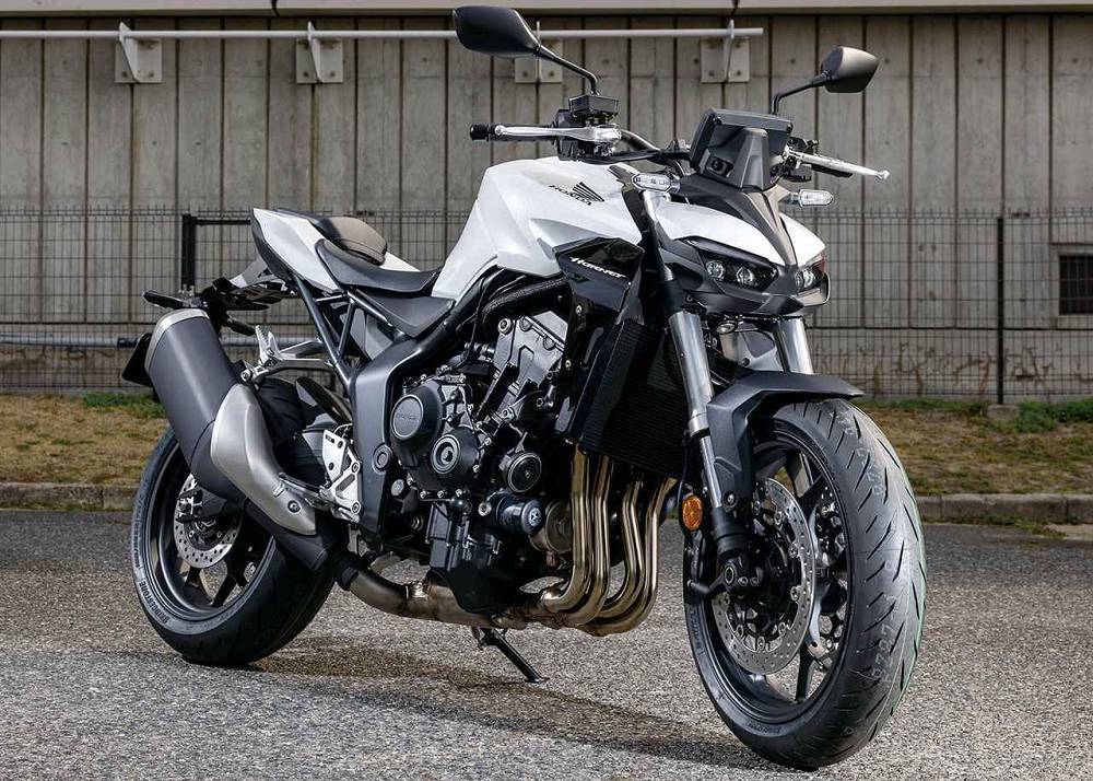 本田展示2024款CB1000R大黃蜂!與750、400車型家族化設計