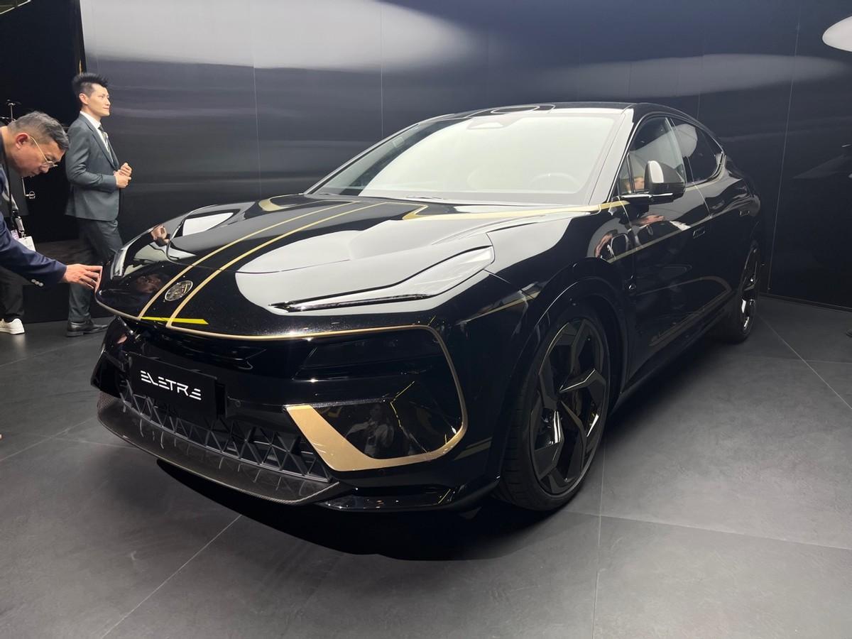 3秒加速800V,路特斯Eletre和保時捷Macan EV怎么選?