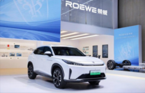 綜合續航破1300km,靜態體驗榮威D5X產品力如何?