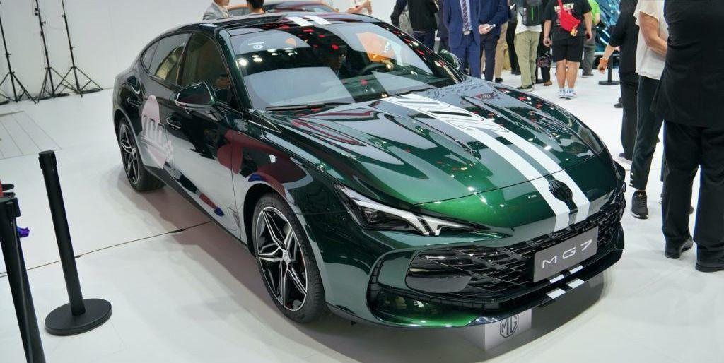 MG7、SU7現場直擊!2024北京車展必看轎車都在這了