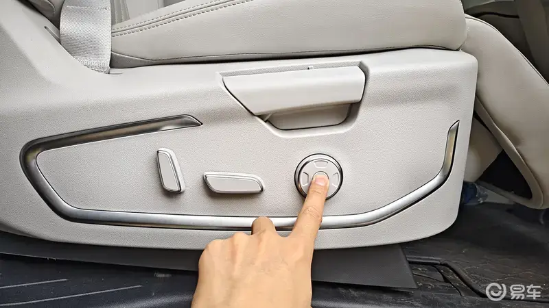 被嚴重低估的實用型MPV 試駕瑞風RF8