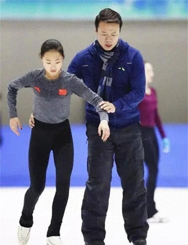 申雪趙宏博女兒:身材修長像爸爸,9歲全國冠軍,目標奧運冠軍